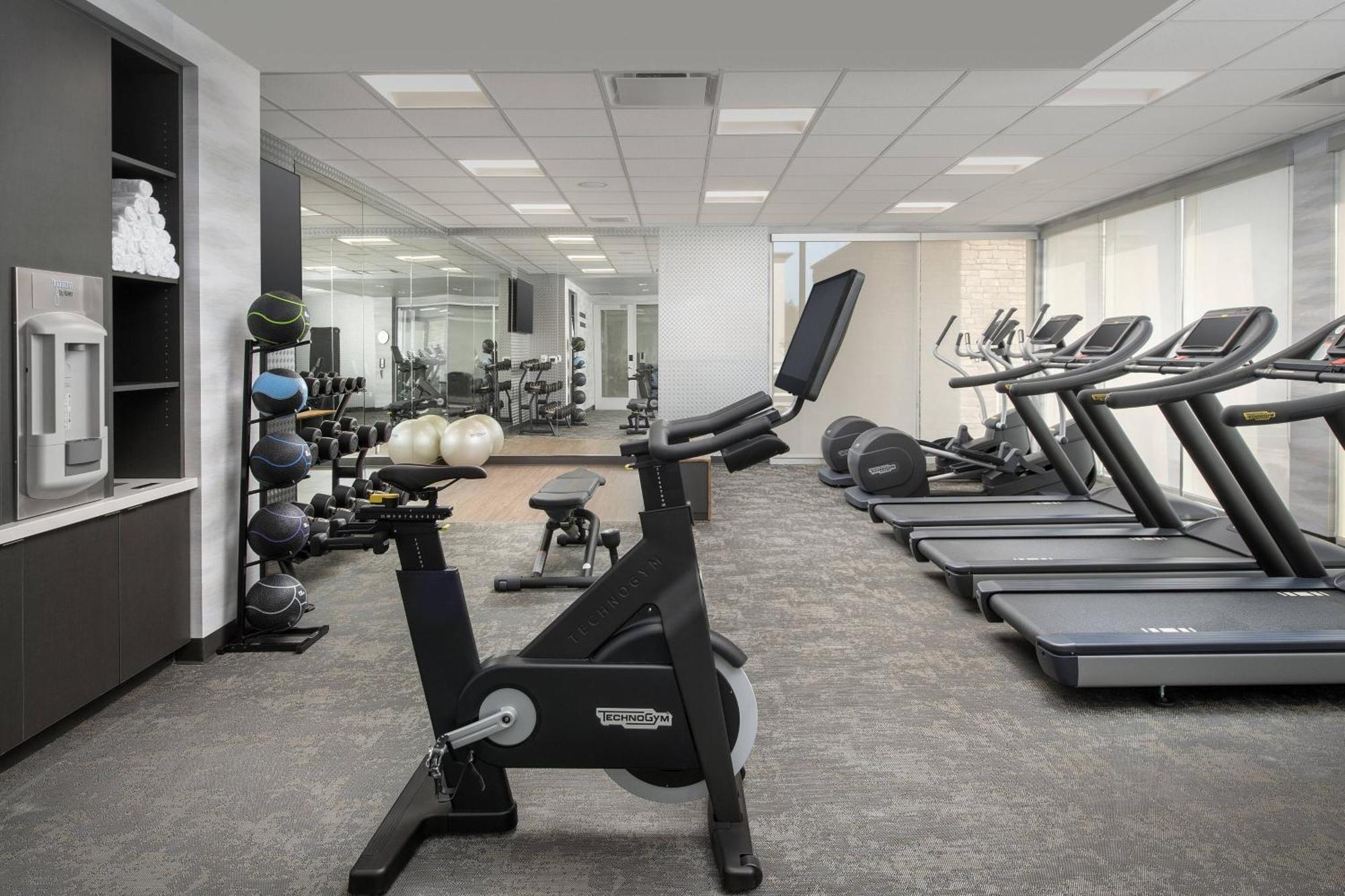 Fairfield Inn & Suites By Marriott Santa Rosa רונרט פארק מראה חיצוני תמונה