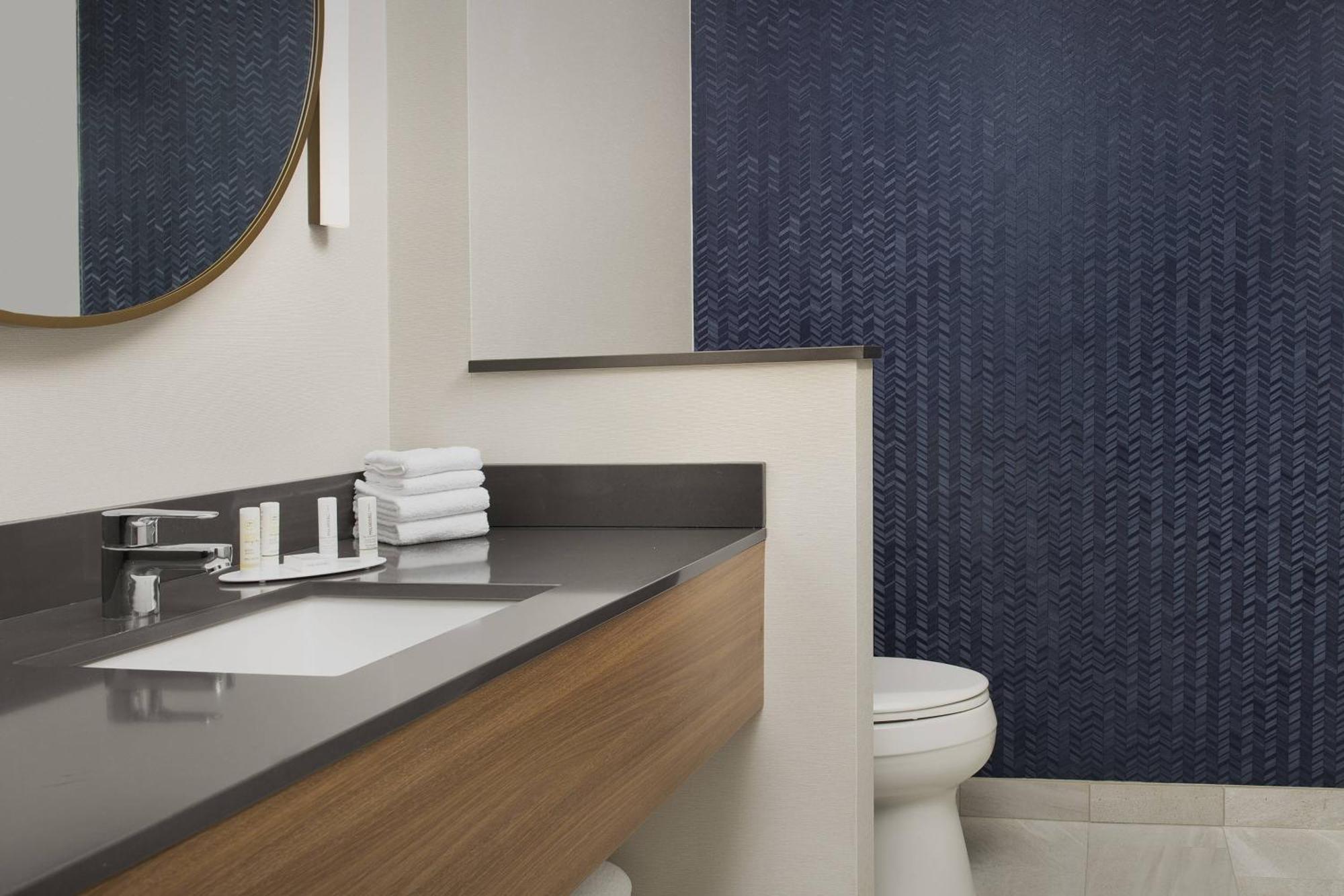 Fairfield Inn & Suites By Marriott Santa Rosa רונרט פארק מראה חיצוני תמונה