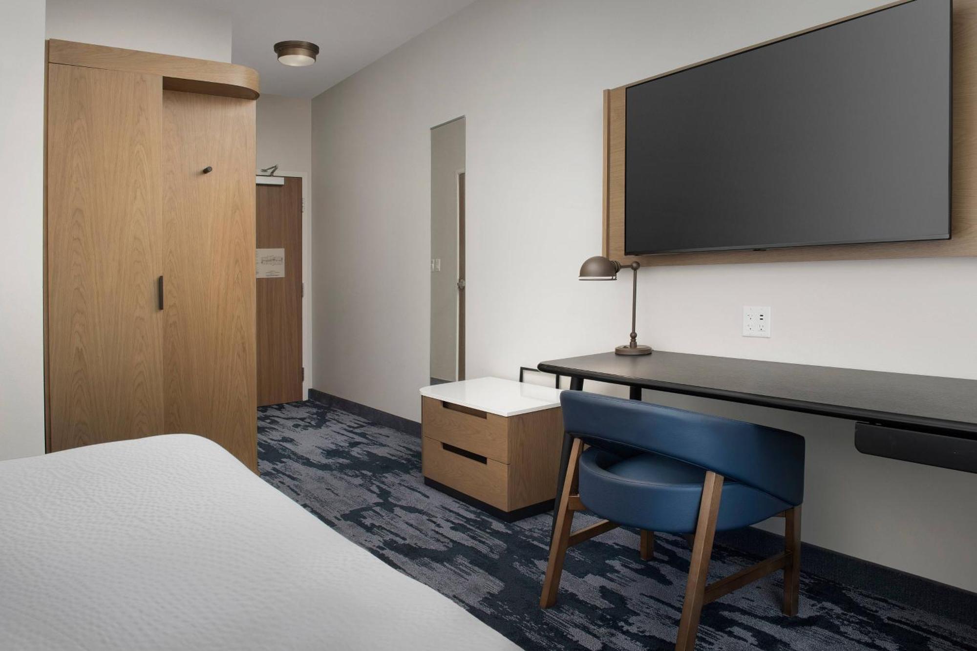 Fairfield Inn & Suites By Marriott Santa Rosa רונרט פארק מראה חיצוני תמונה