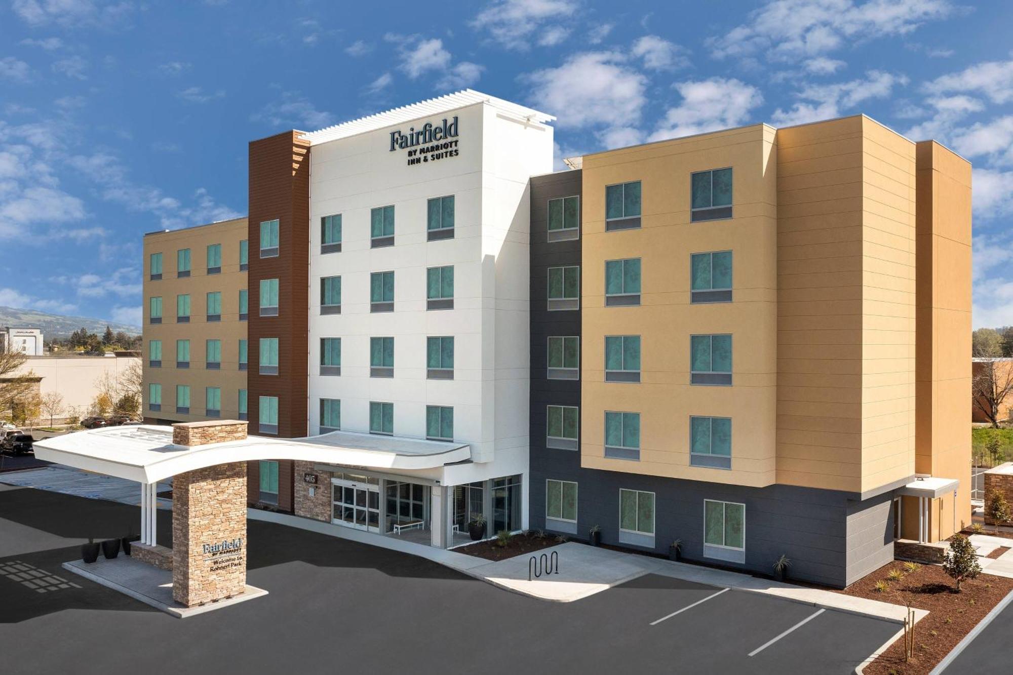 Fairfield Inn & Suites By Marriott Santa Rosa רונרט פארק מראה חיצוני תמונה